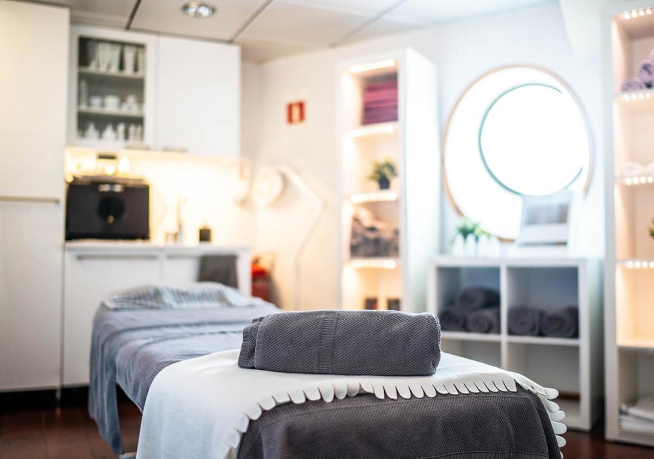 Hotel Viking Line Ferry Gabriella - 2-Night Cruise Stockholm-Helsinki-Ville de Stockholm Extérieur photo